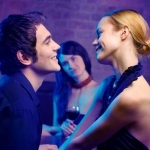 Richtiges Flirten: Erhöhe deinen Chancen beim anderen Geschlecht